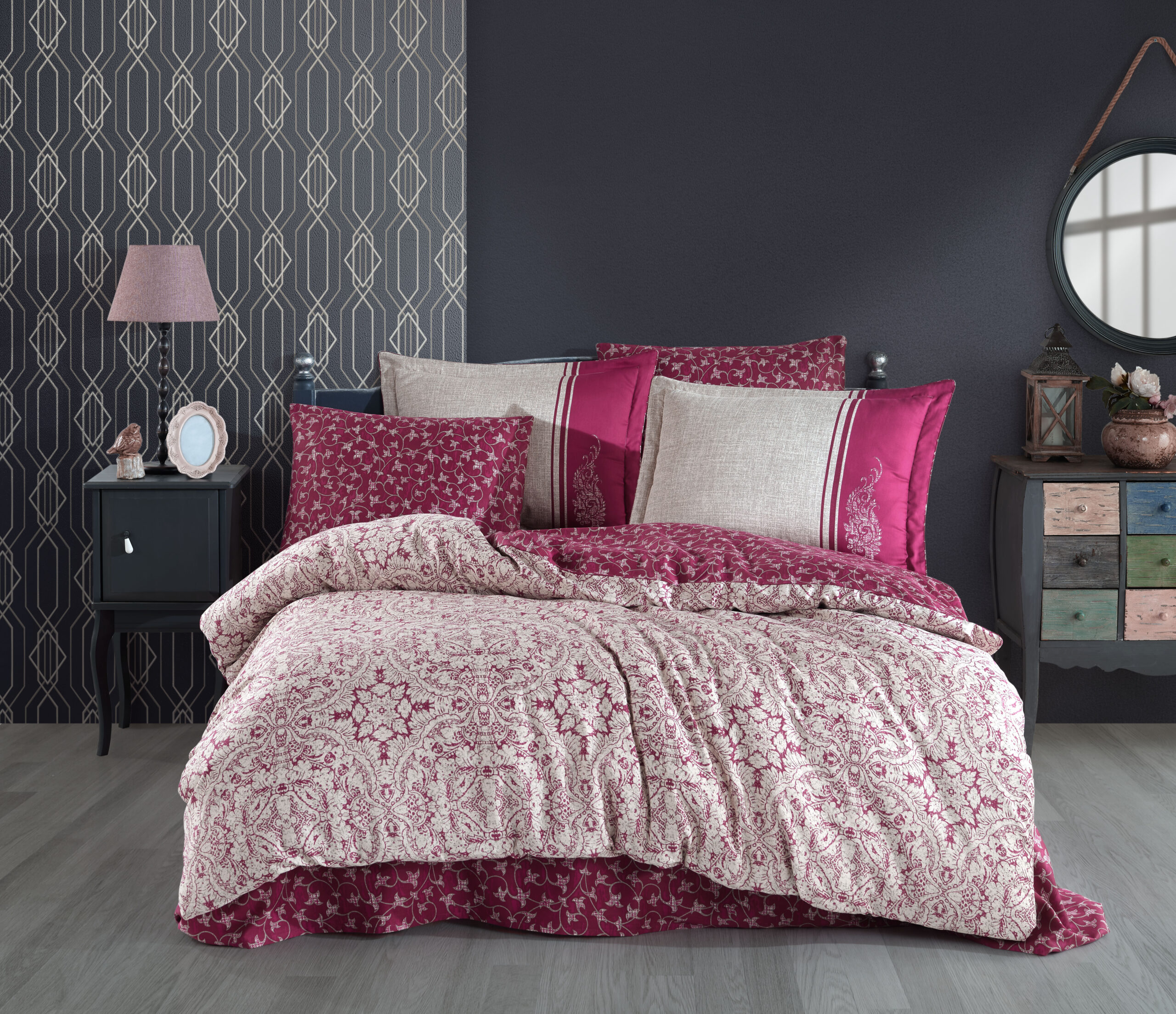 Leona-Bordo-b-scaled-1.jpg Lenjerie Pat 2 Persoane Hobby Leona - Bordo - imagine 1
