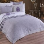 Cuvertura + Lenjerie Pat 2 Persoane cu Broderie Jado Damask - Lila