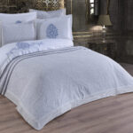 Cuvertura + Lenjerie Pat 2 Persoane cu Broderie Jado Damask - Bleu